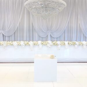White Gloss Bridal Table